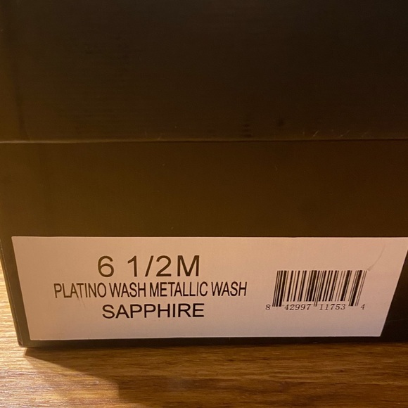 j/slides metallic sneakers - Picture 7 of 12